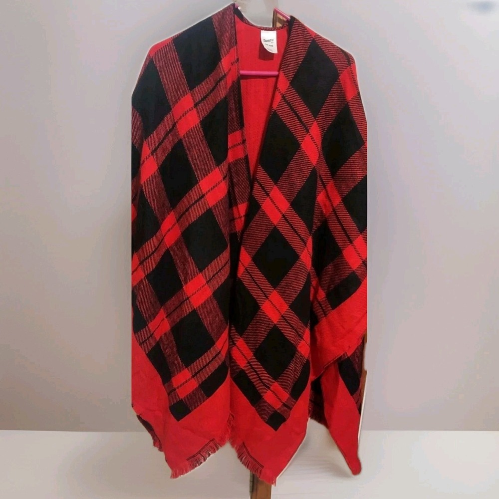 Duluth Red Black Poncho Shawl Christmas Winter‎ One Size Wrap